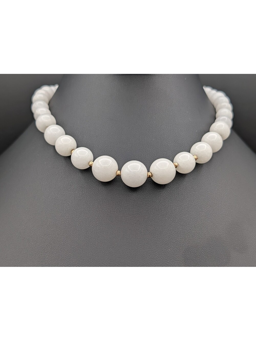 Vintage 14K Gold White Quartzite Bead Necklace Graduated Strand Filigree 16" 57g